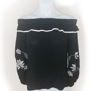 Off the shoulder “Summer Fiesta” blouse by CeCe